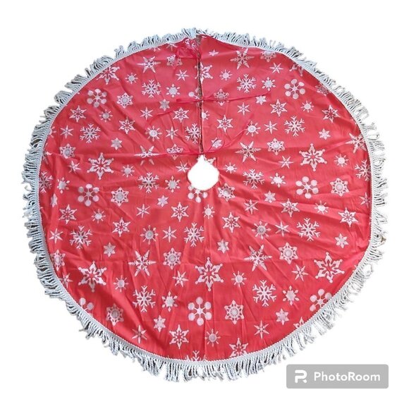 LARGE Red Christmas Tree Skirt With Snowflakes & White Trim - Size 46 Inch - Picture 1 of 2